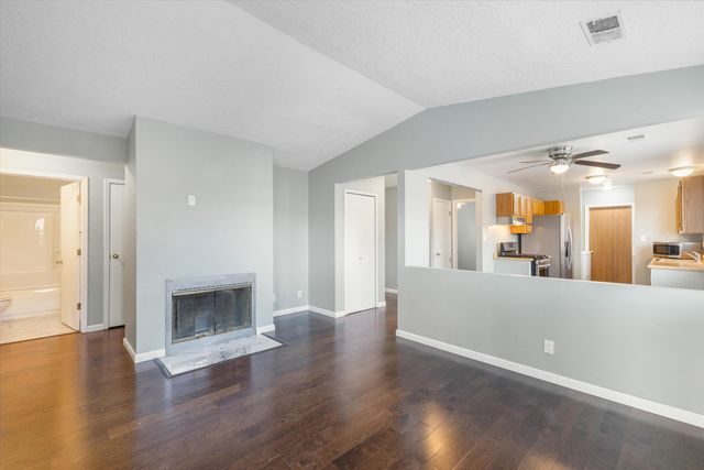 1840 Peach Road NE, Rio Rancho, NM 87144