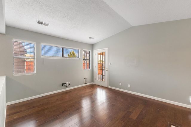 1840 Peach Road NE, Rio Rancho, NM 87144