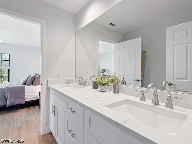 709 Augusta BLVD 709-5, Naples, FL 34113