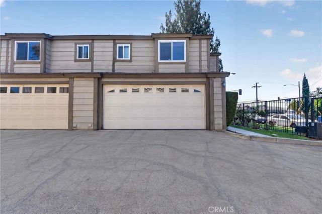 1197 E 9th, Pomona, CA 91766