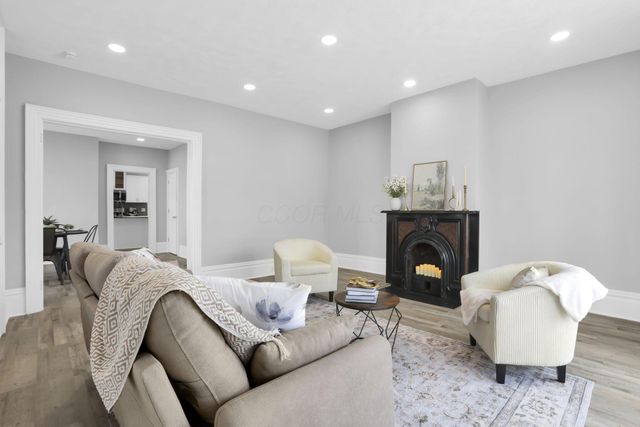 270 Lawrence Street, Newark, OH 43055