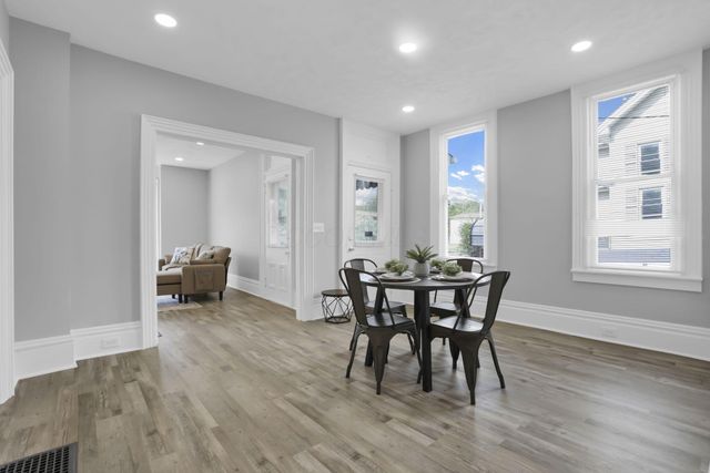 270 Lawrence Street, Newark, OH 43055