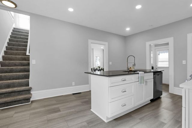 270 Lawrence Street, Newark, OH 43055