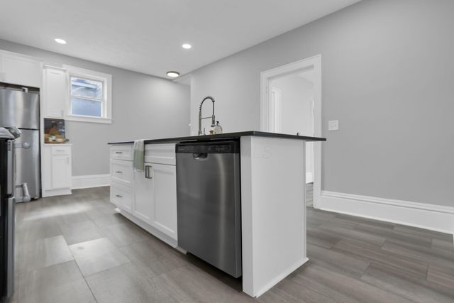270 Lawrence Street, Newark, OH 43055