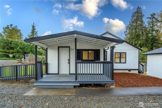 11101 Bingham Avenue E, Tacoma, WA 98446