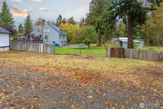 11101 Bingham Avenue E, Tacoma, WA 98446