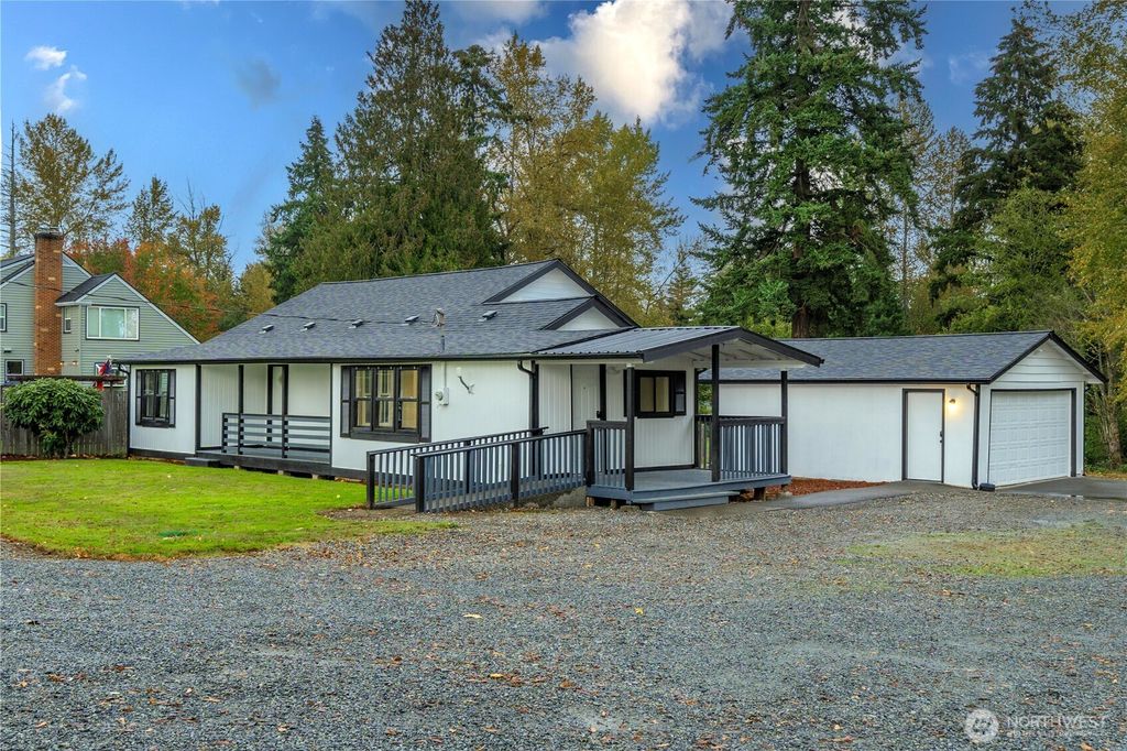 11101 Bingham Avenue E, Tacoma, WA 98446