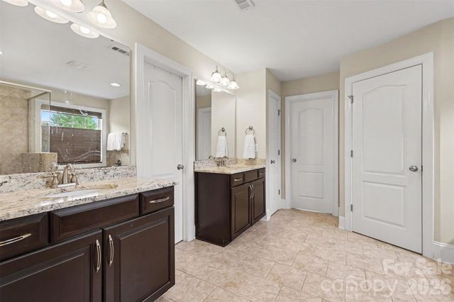 4004 Widgeon Way, Waxhaw, NC 28173