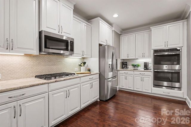 4004 Widgeon Way, Waxhaw, NC 28173
