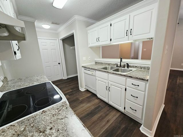 24 Windwood Cove, Ward, AR 72176