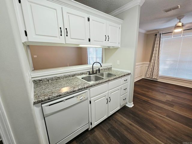 24 Windwood Cove, Ward, AR 72176