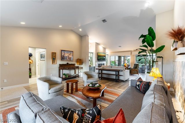 2716 Tumble Brook Drive, Las Vegas, NV 89134