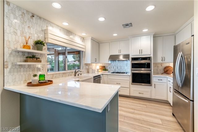 2716 Tumble Brook Drive, Las Vegas, NV 89134