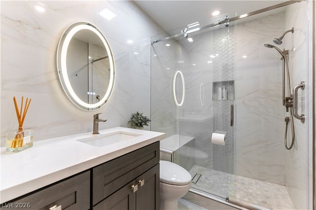 2716 Tumble Brook Drive, Las Vegas, NV 89134