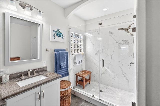 15826 Vincent Dr, Corpus Christi, TX 78418