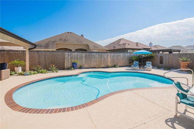 15826 Vincent Dr, Corpus Christi, TX 78418