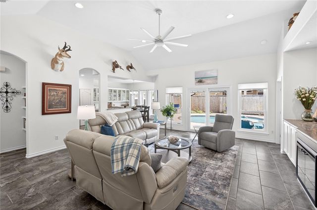 15826 Vincent Dr, Corpus Christi, TX 78418