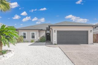 15826 Vincent Dr, Corpus Christi, TX 78418