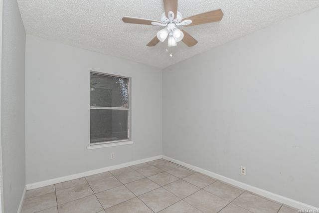 118 CALLES ST, San Antonio, TX 78207