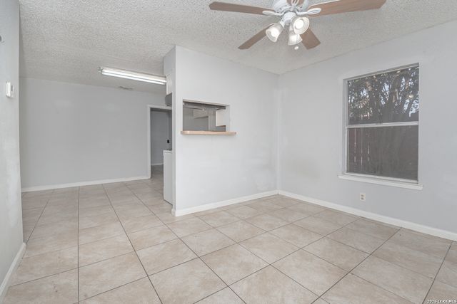 118 CALLES ST, San Antonio, TX 78207