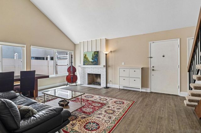 11391 Westonhill, San Diego, CA 92126