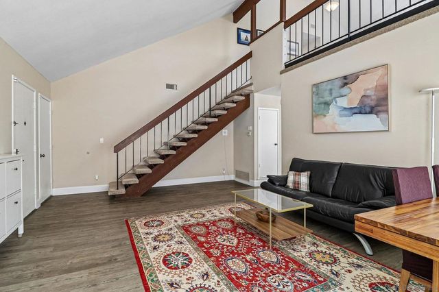 11391 Westonhill, San Diego, CA 92126