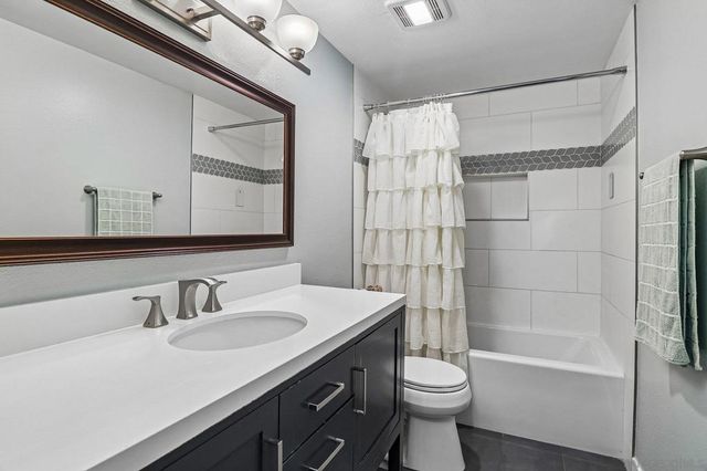 11391 Westonhill, San Diego, CA 92126