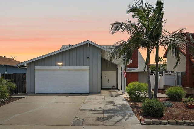 11391 Westonhill, San Diego, CA 92126