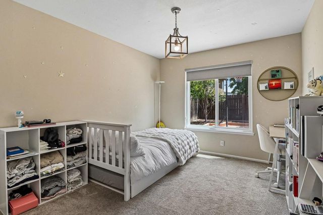 11391 Westonhill, San Diego, CA 92126