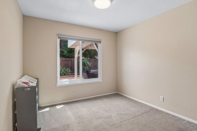 11391 Westonhill, San Diego, CA 92126
