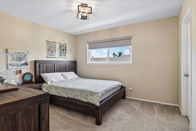 11391 Westonhill, San Diego, CA 92126