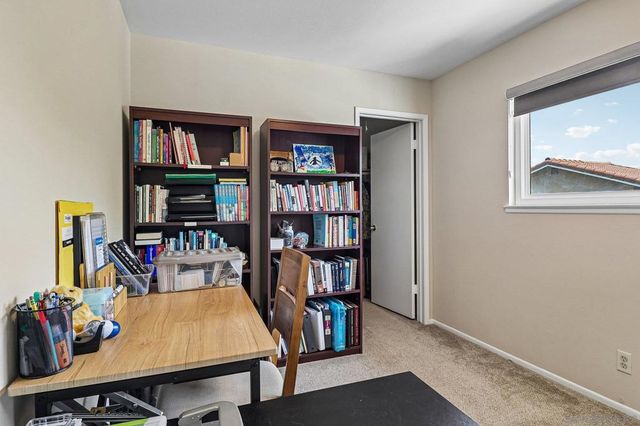 11391 Westonhill, San Diego, CA 92126