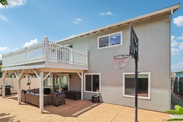 11391 Westonhill, San Diego, CA 92126