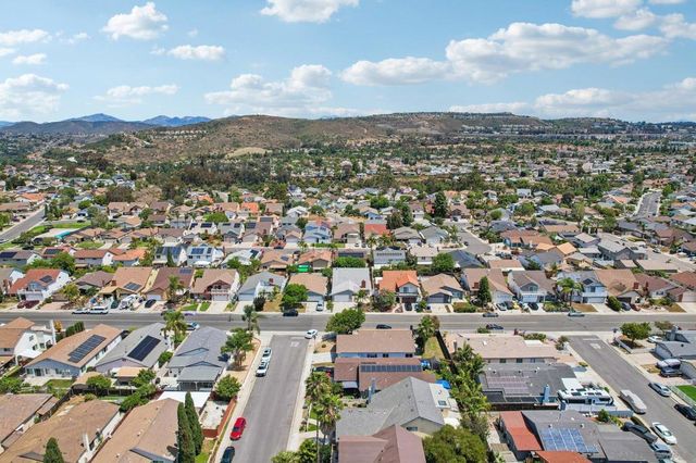 11391 Westonhill, San Diego, CA 92126