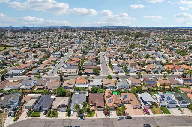 11391 Westonhill, San Diego, CA 92126