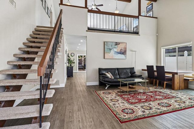 11391 Westonhill, San Diego, CA 92126