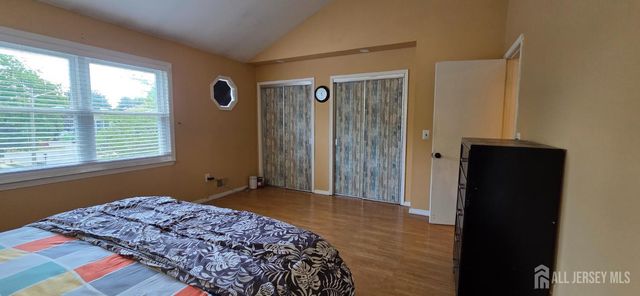 5 Stanley Avenue, South Brunswick, NJ 08810