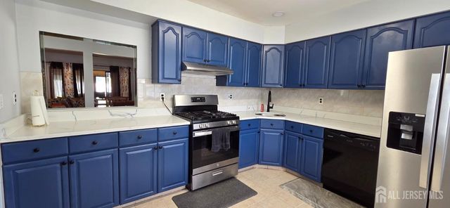5 Stanley Avenue, South Brunswick, NJ 08810