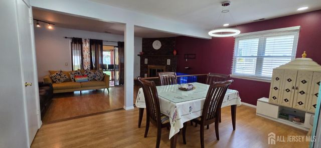 5 Stanley Avenue, South Brunswick, NJ 08810