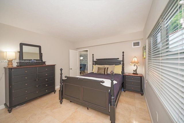 423 Alhambra Circle, Coral Gables, FL 33134
