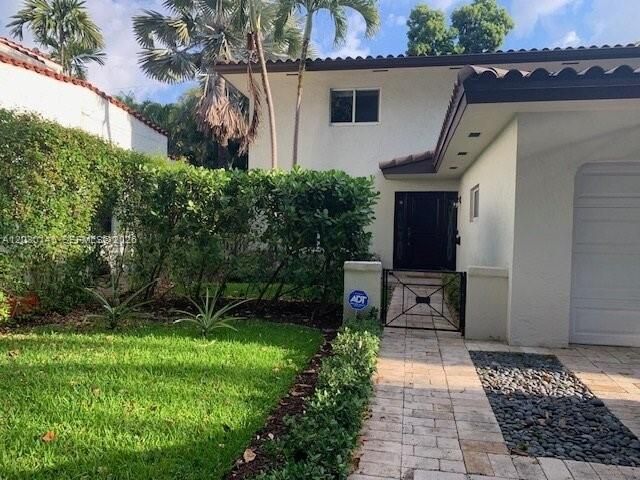 423 Alhambra Circle, Coral Gables, FL 33134