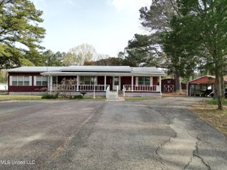 759 Ratliff Ferry Road, Canton, MS 39046