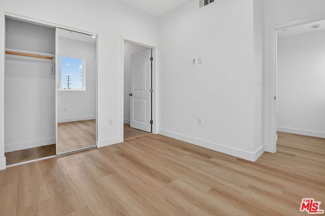 11446 Oxnard Street 1, North Hollywood (los Angeles), CA 91606