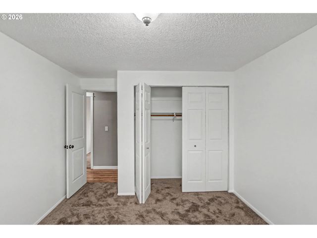 2120 LAFAYETTE St Se, Albany, OR 97322