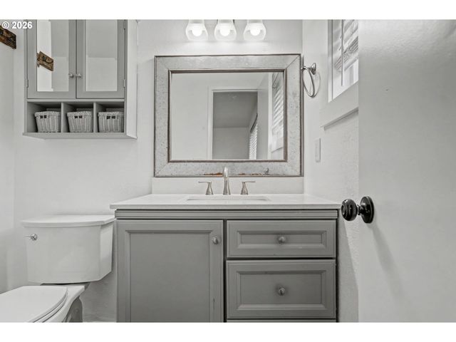 2120 LAFAYETTE St Se, Albany, OR 97322