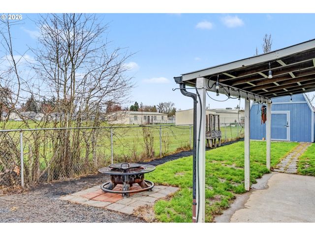 2120 LAFAYETTE St Se, Albany, OR 97322