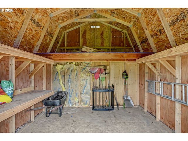 2120 LAFAYETTE St Se, Albany, OR 97322