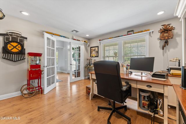 27450 Harness Drive, Tehachapi, CA 93561