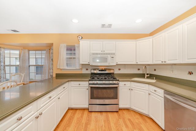 15 Sophia Drive, Middle Island, NY 11953