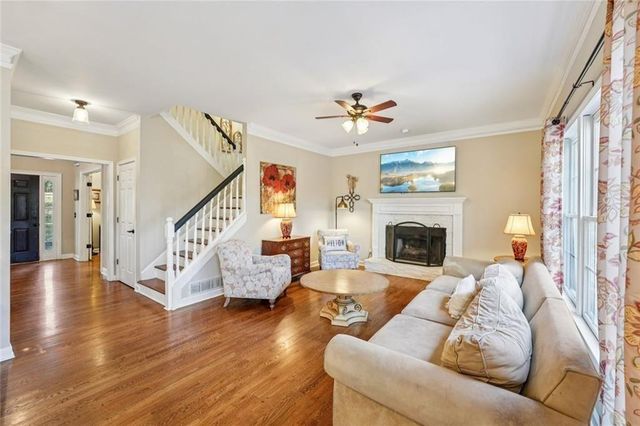 1013 Hickory Woods Way, Canton, GA 30115